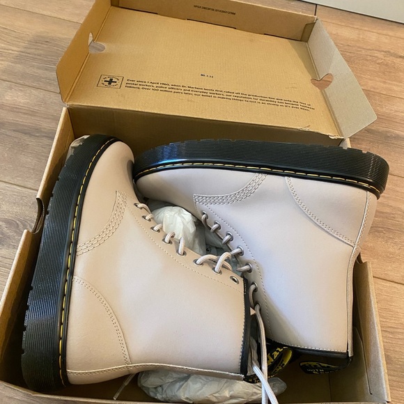 Dr. Marten's Zavala Women's Combat Boot - Picture 2 of 3